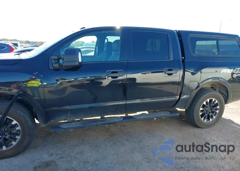 2021 Nissan Titan Pro-4X 4X4 z USA, uszkodzony, nr VIN 1N6AA1ED0MN516254